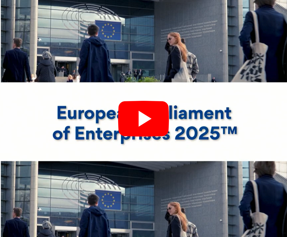 Osoby wchodzące do Europarlamentu. Napis European Parliament of Enterprises 2025TM Osoby wchodzące do Europarlamentu. Napis European Parliament of Enterprises 2025TM